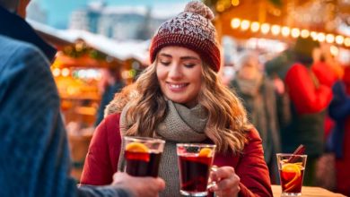 Boisson des marchés de Noel, le vin chaud a tout pour plaire et vous réchauffer